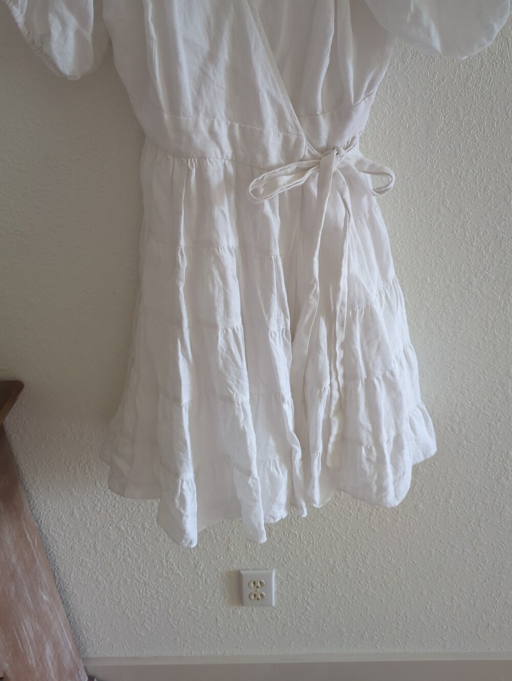 $238 LILLY PULITZER DRESS IRALEE SHORT SLEEVE LINEN WHITE WRAP STYLE SIZE 2 - Picture 5 of 9